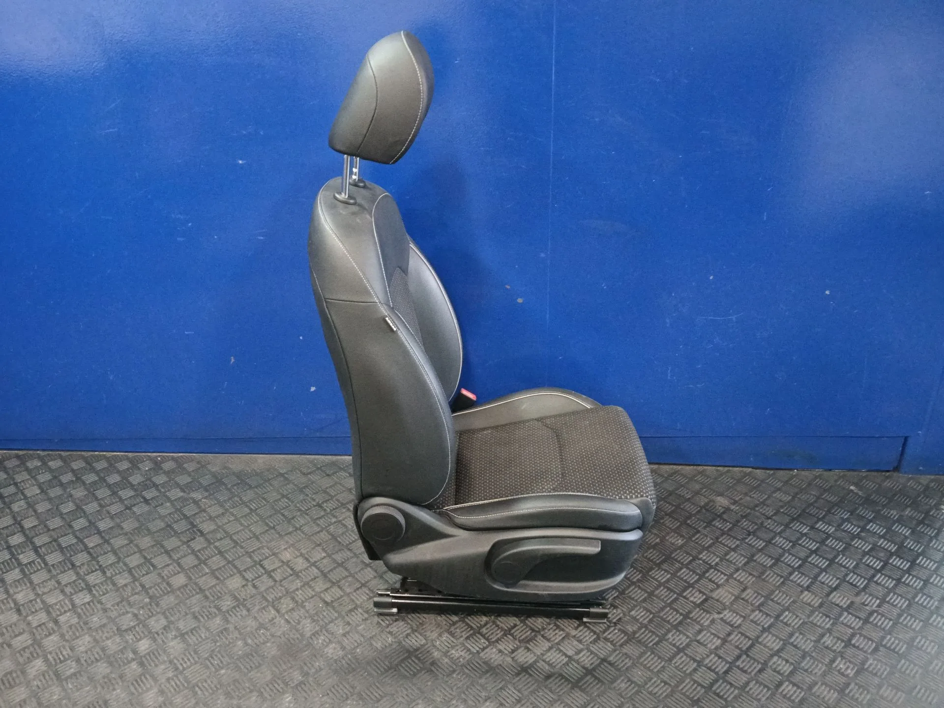 Asiento Delantero Derecho para Kia Xceed (Cd)