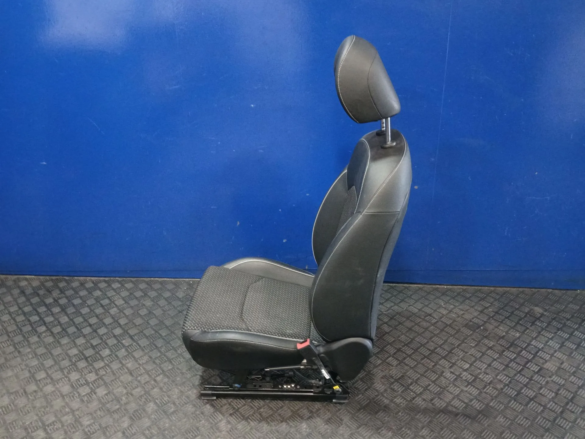 Asiento Delantero Derecho para Kia Xceed (Cd)