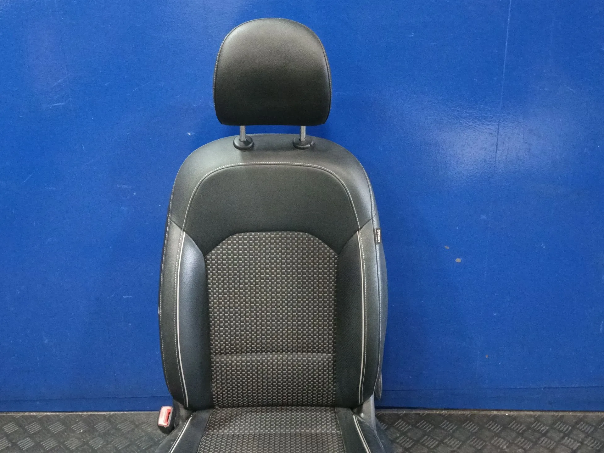 Asiento Delantero Izquierdo para Kia Xceed (Cd)