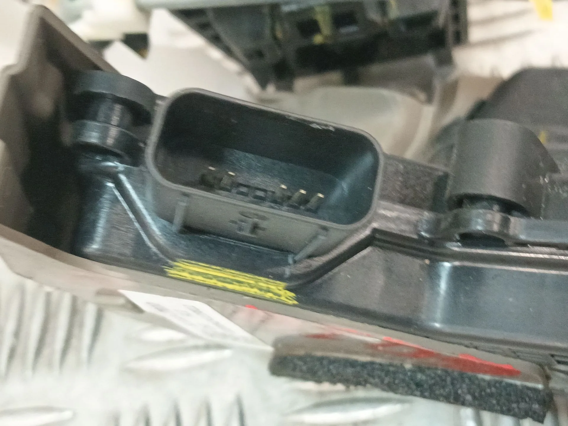 Cerradura Puerta Delantera Izquierda para Kia Xceed (Cd)