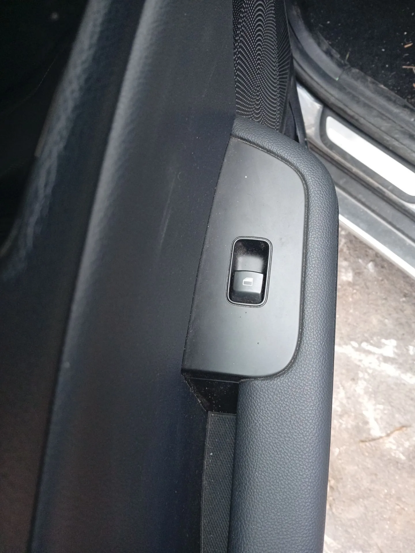 Mando Elevalunas Trasero Izquierdo para Kia Xceed (Cd)