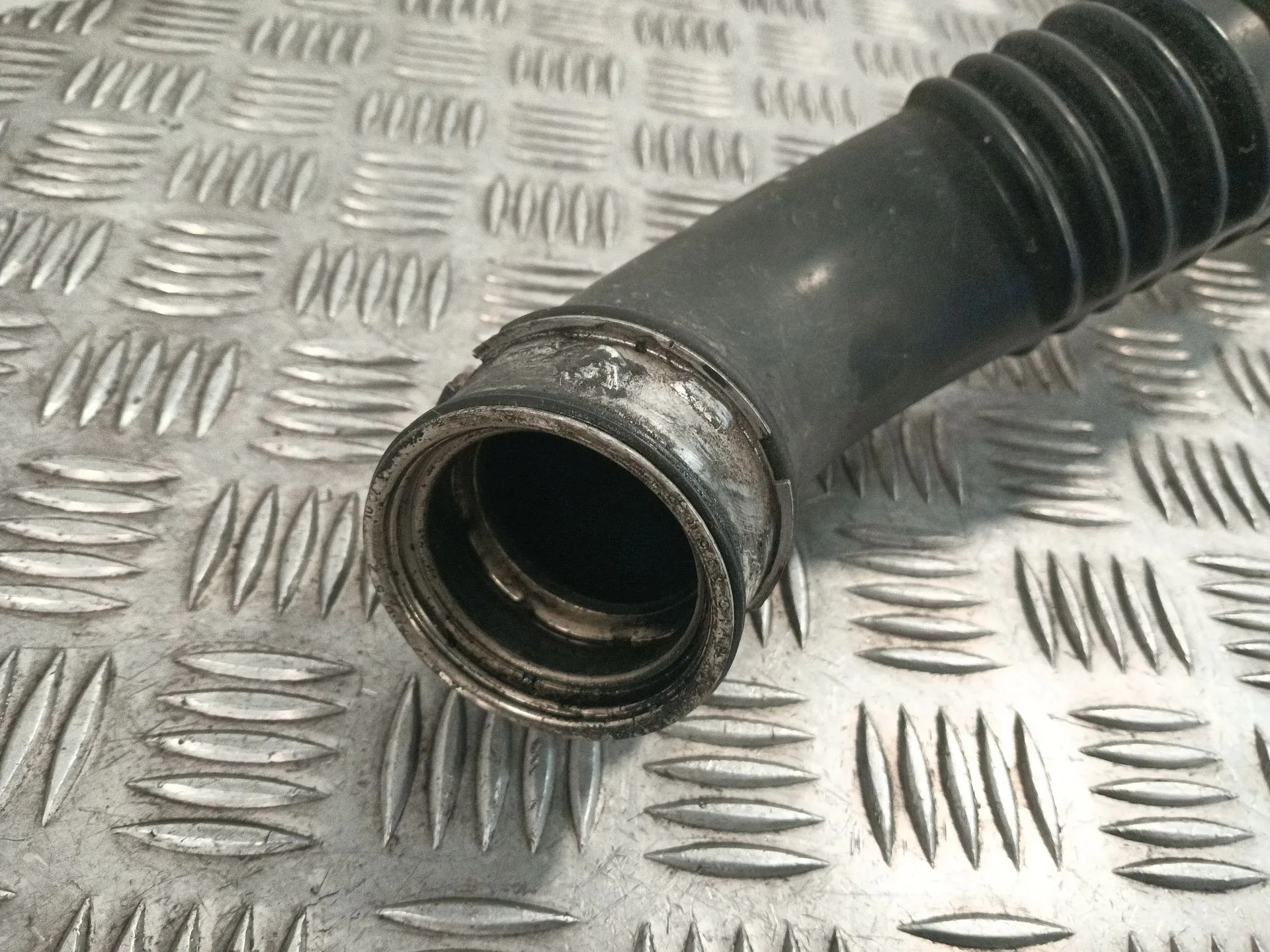 Tubo para Bmw 1 (E87)