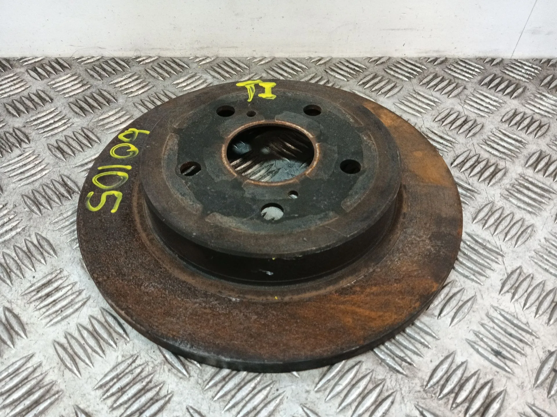 Disco Freno Trasero Izquierdo para Toyota C-Hr (_X1_)