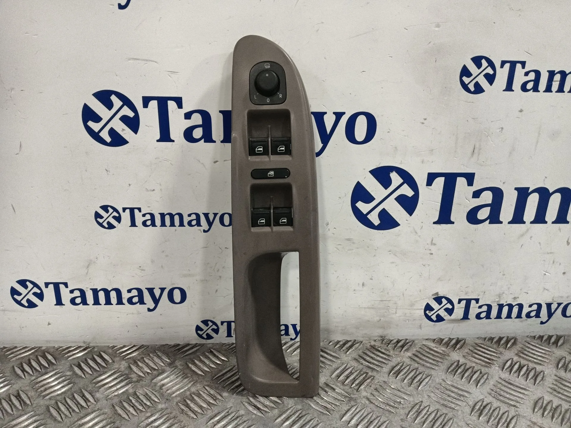 Mando Elevalunas Delantero Izquierdo para Volkswagen Passat B6 Variant (3C5)