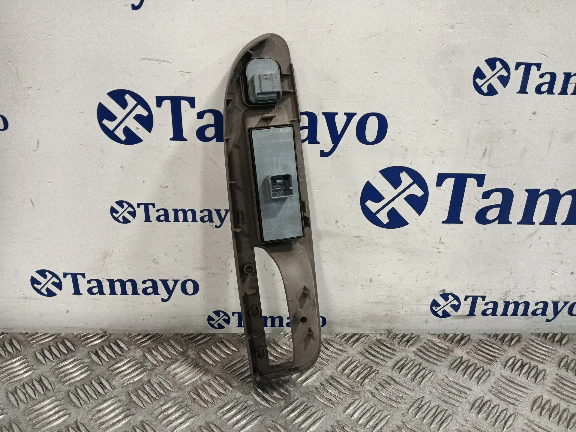 Mando Elevalunas Delantero Izquierdo para Volkswagen Passat B6 Variant (3C5)