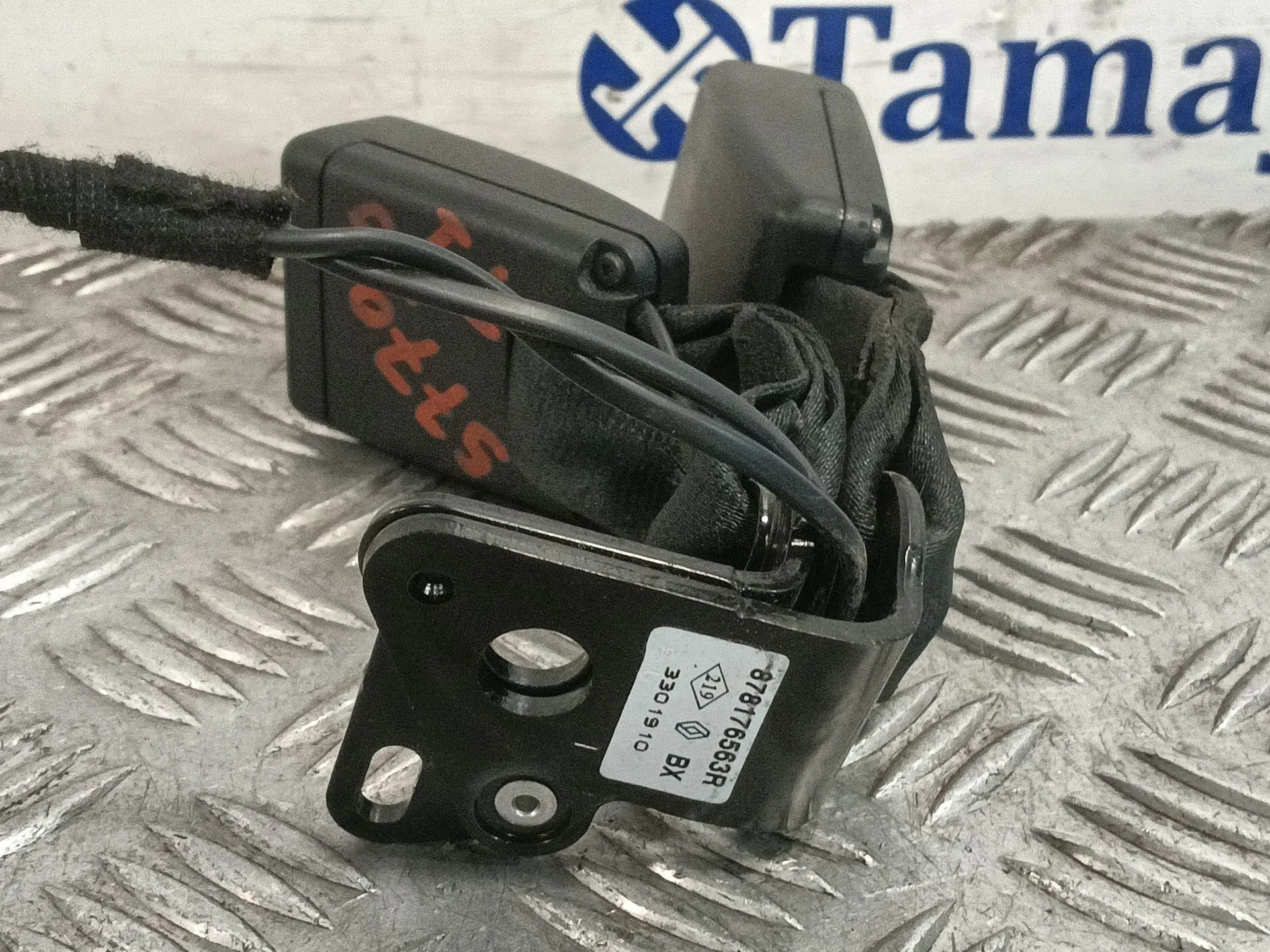 Enganche Cinturon Trasero Izquierdo para Renault Clio Iv