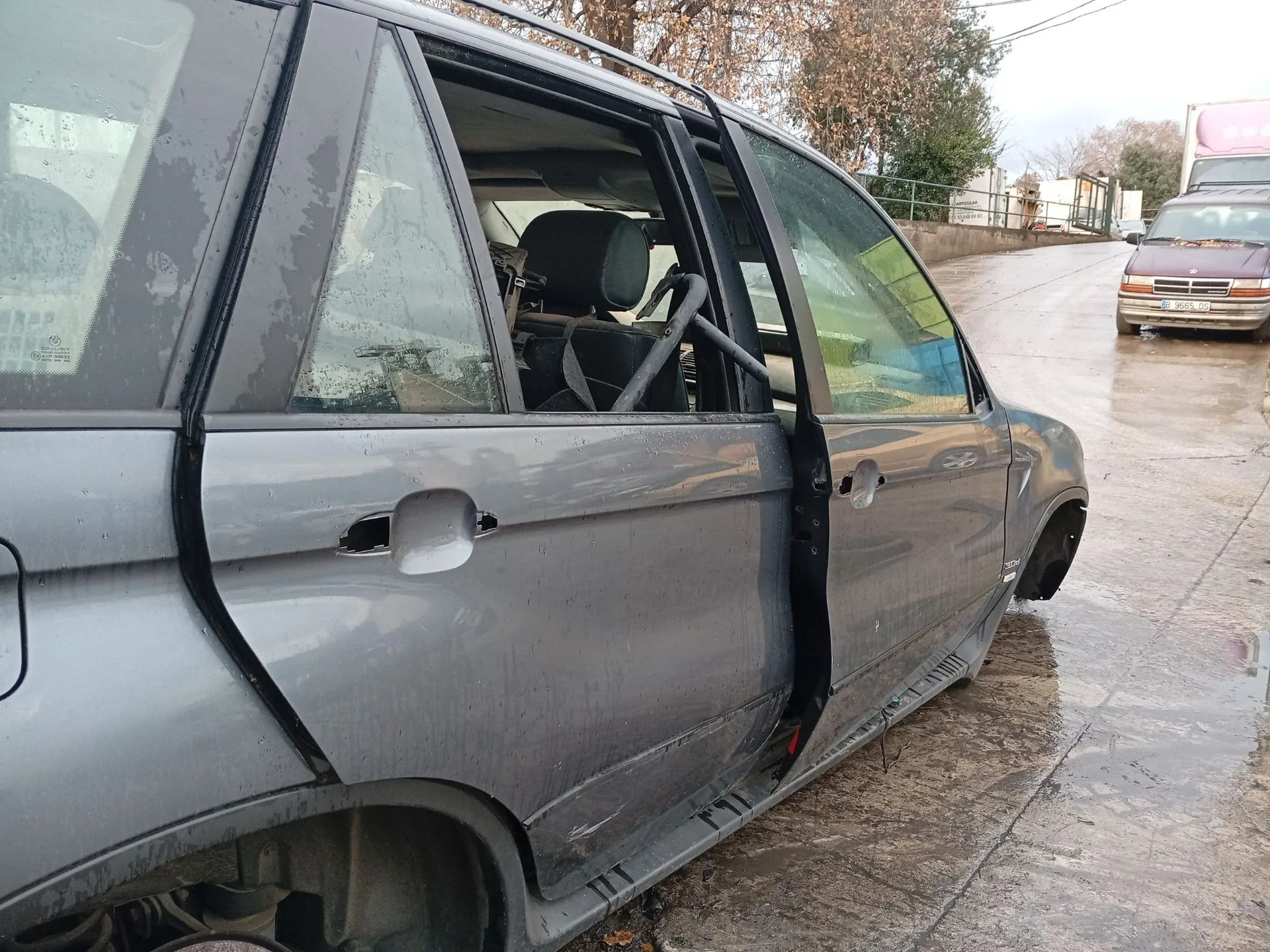 Puerta Trasera Derecha para Bmw X5 (E53)