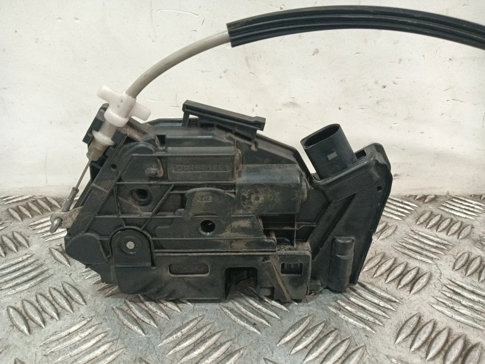 Cerradura Puerta Delantera Derecha para Seat Ibiza Iv (6J5, 6P1)