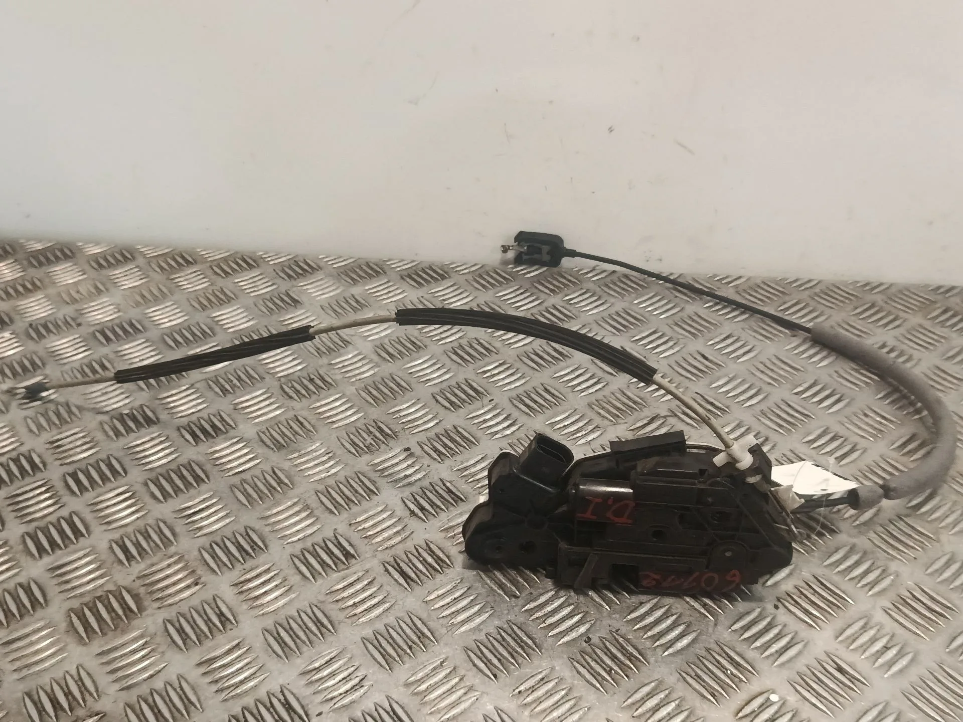 Cerradura Puerta Delantera Izquierda para Seat Ibiza Iv (6J5, 6P1)