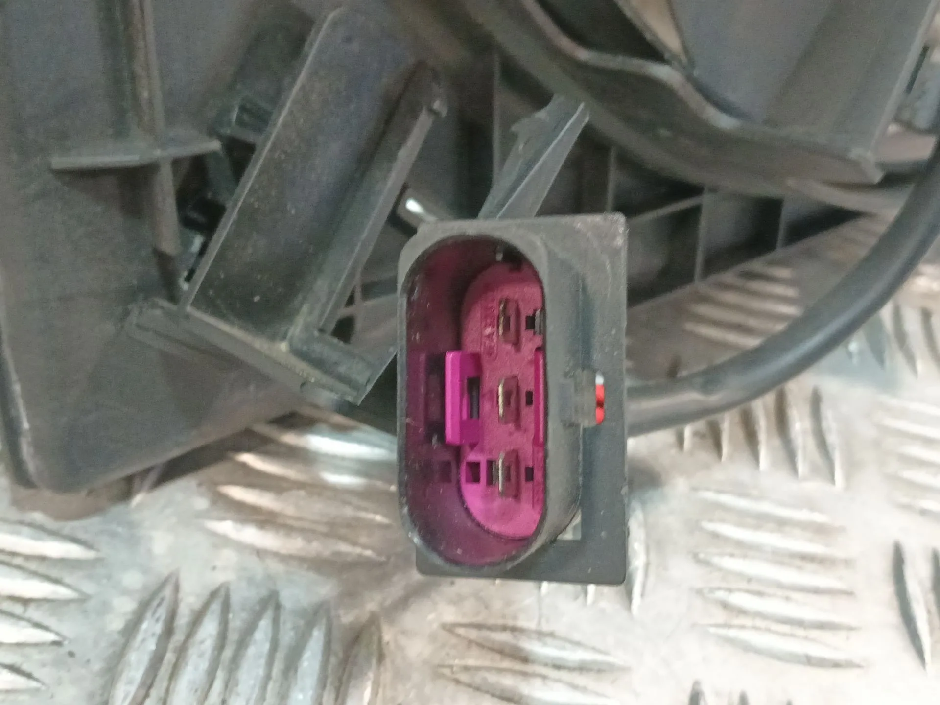 Electroventilador para Seat Ibiza Iv (6J5, 6P1)