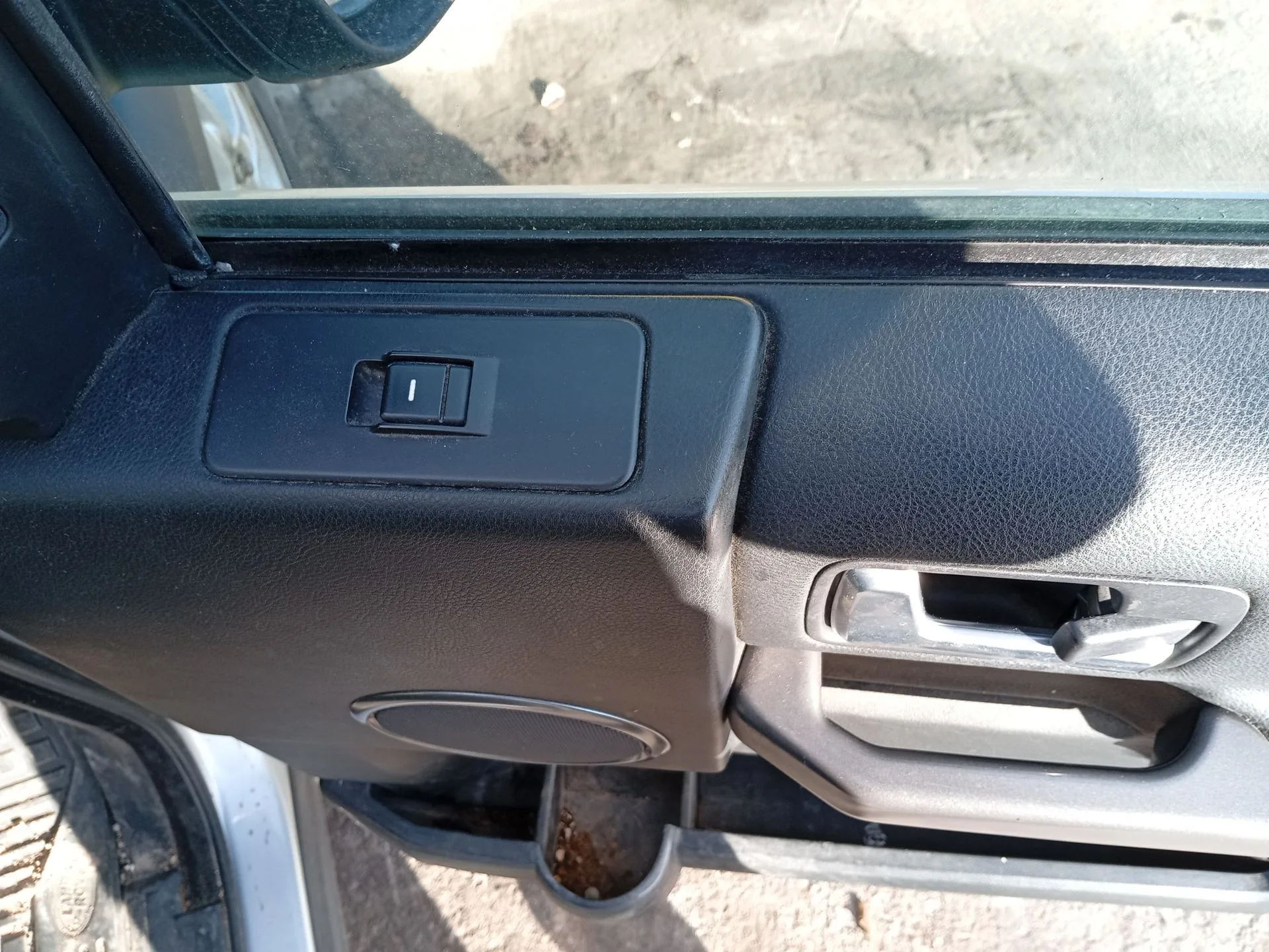Mando Elevalunas Delantero Derecho para Land Rover Discovery Iii (L319)