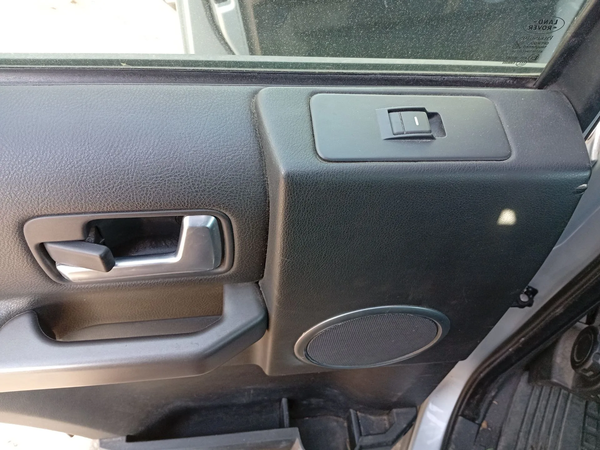 Mando Elevalunas Trasero Izquierdo para Land Rover Discovery Iii (L319)