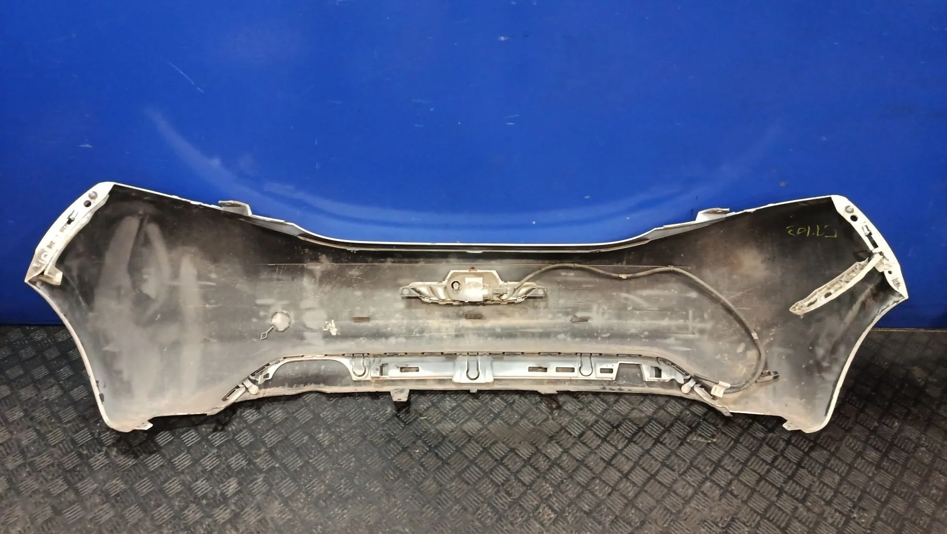 Paragolpes Trasero para Peugeot 208 I (Ca_, Cc_)