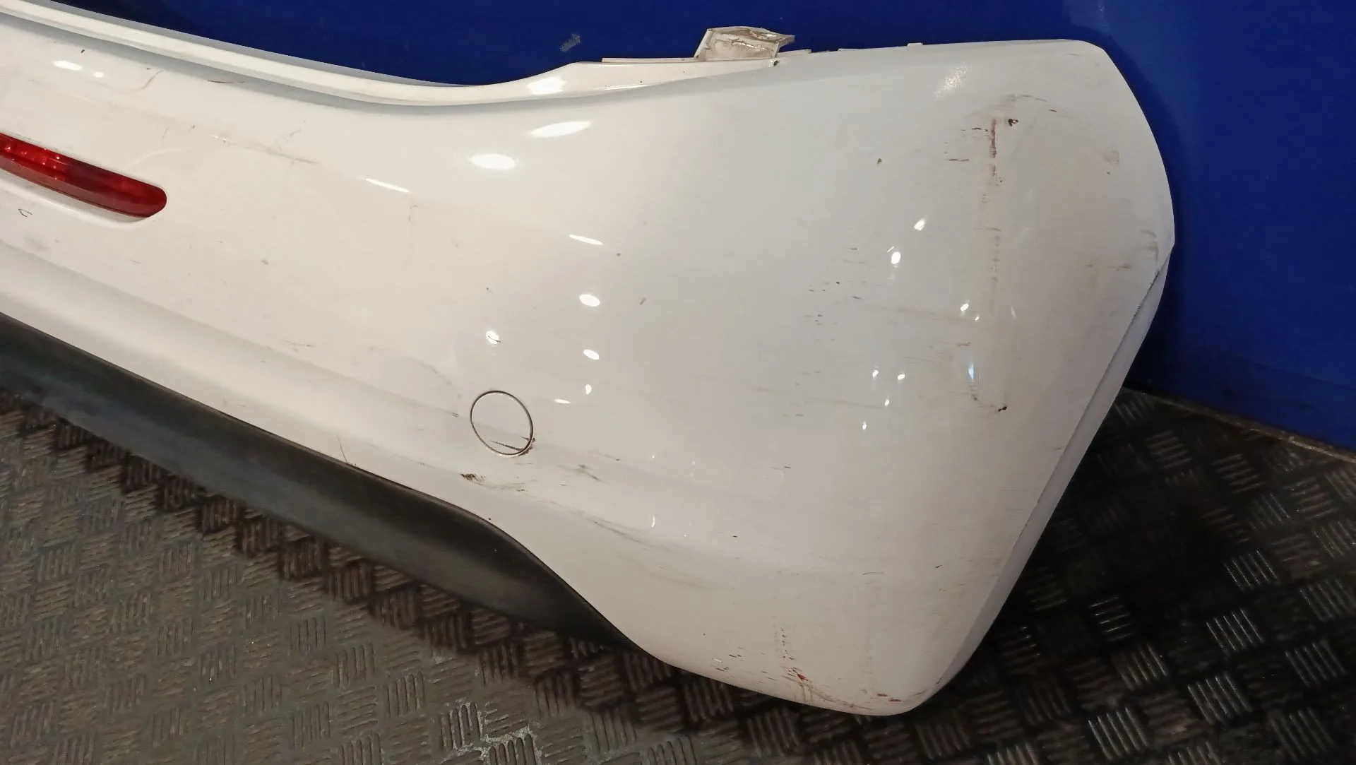 Paragolpes Trasero para Peugeot 208 I (Ca_, Cc_)