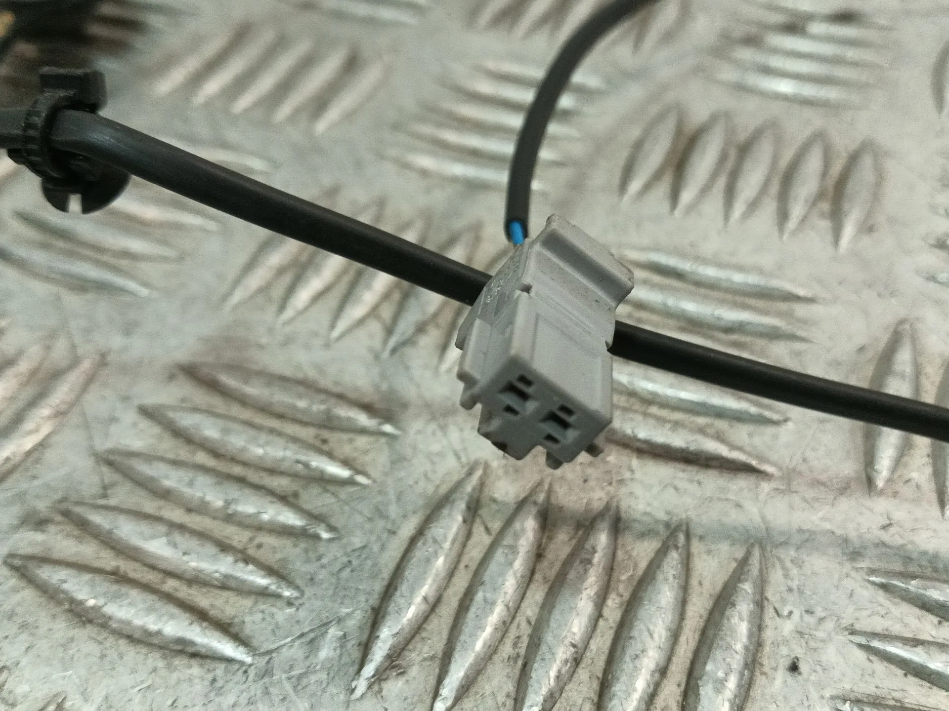 Enganche Cinturon Delantero Izquierdo para Fiat Fiorino