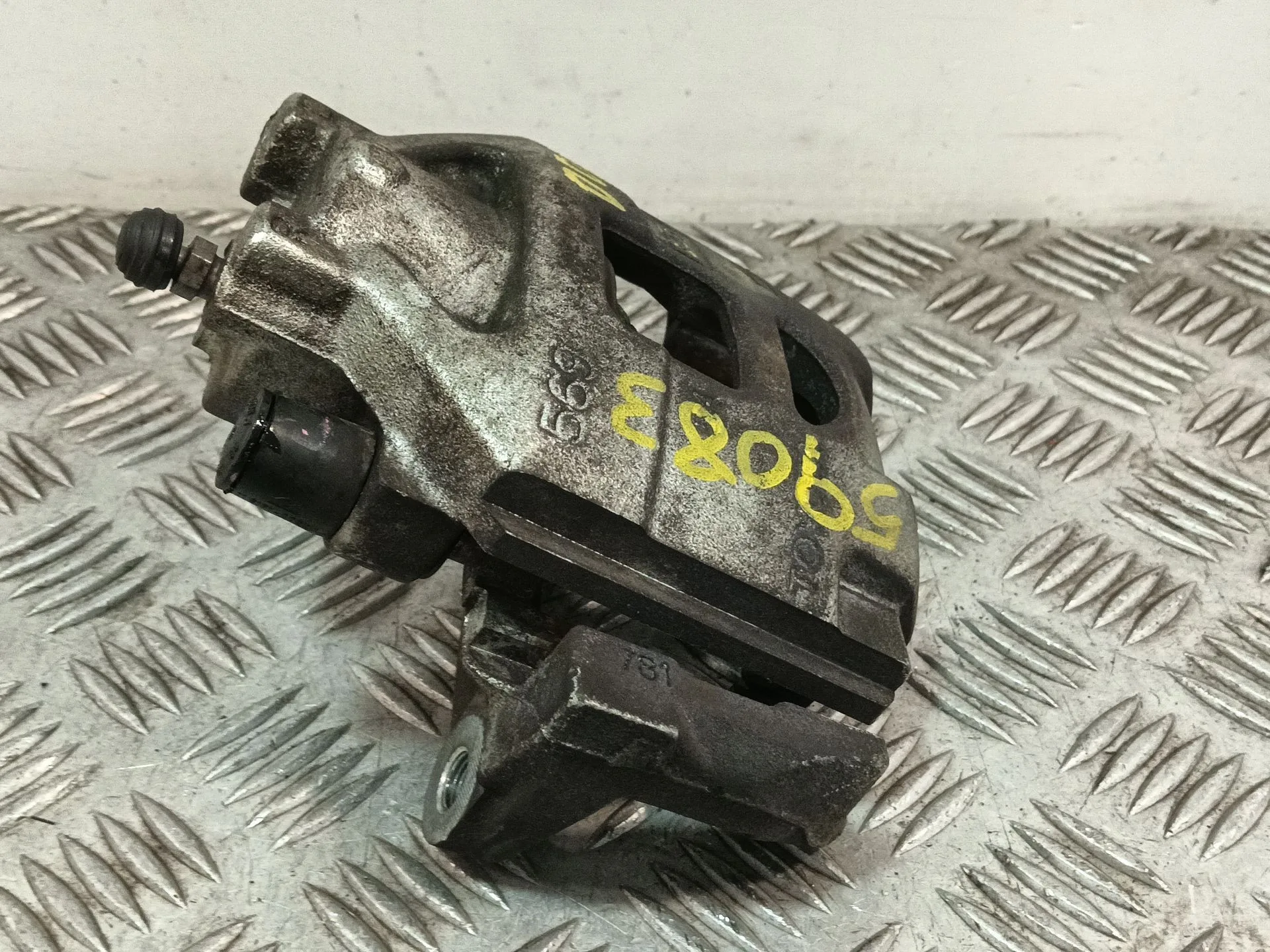 Pinza Freno Delantera Derecha para Toyota Yaris (_P13_)