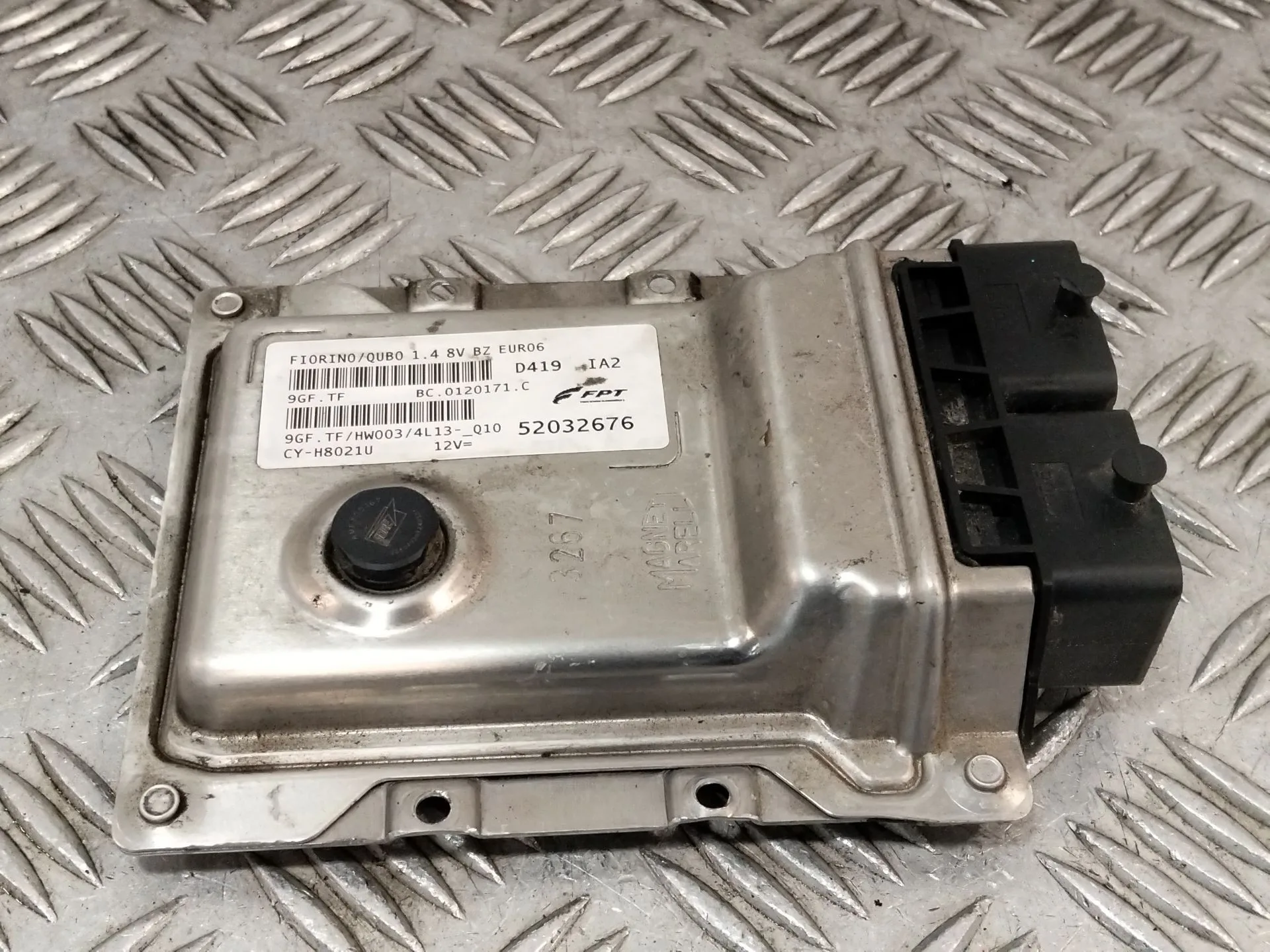Centralita Motor Uce para Fiat Qubo (225_)