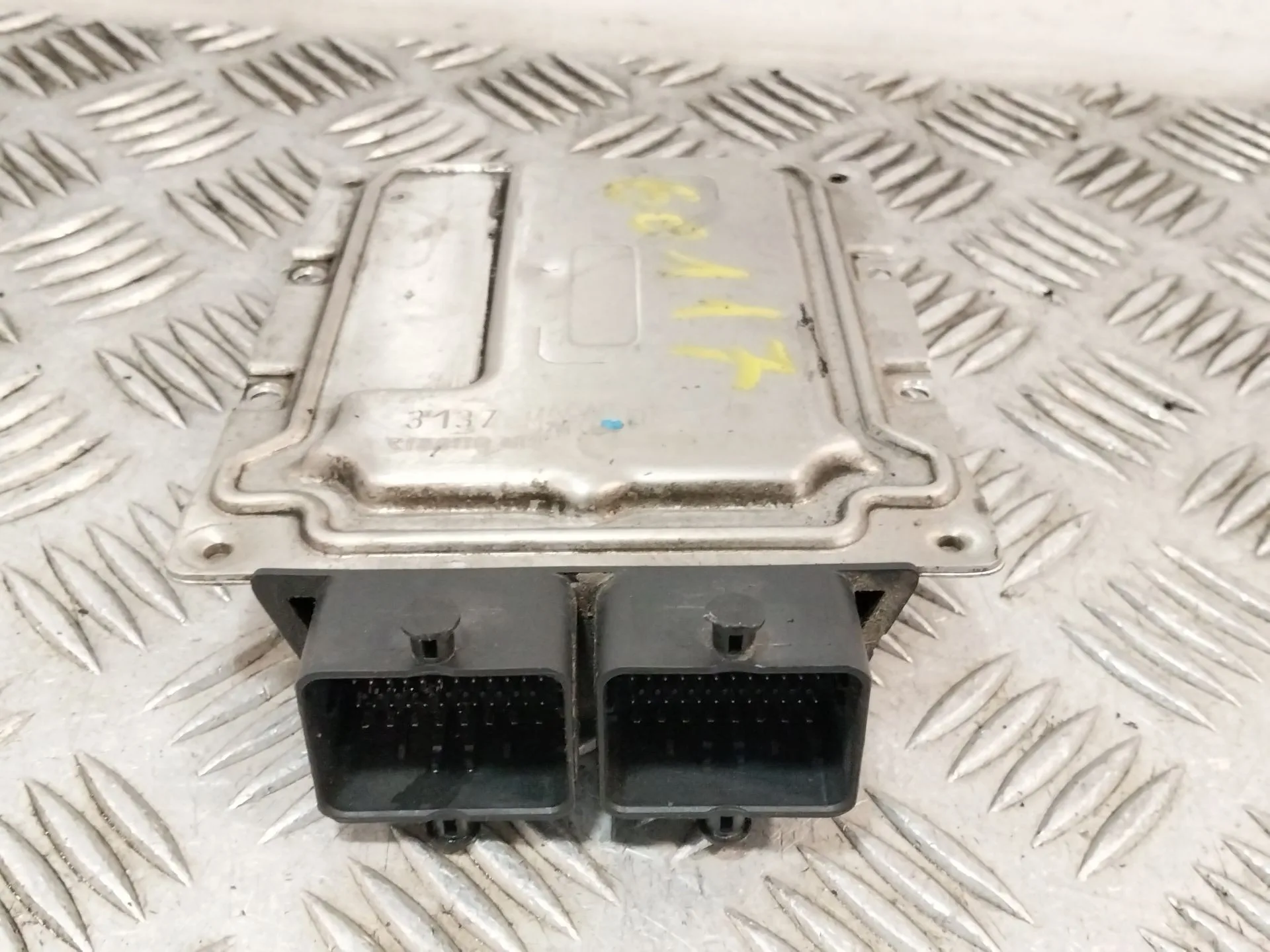Centralita Motor Uce para Fiat Qubo (225_)