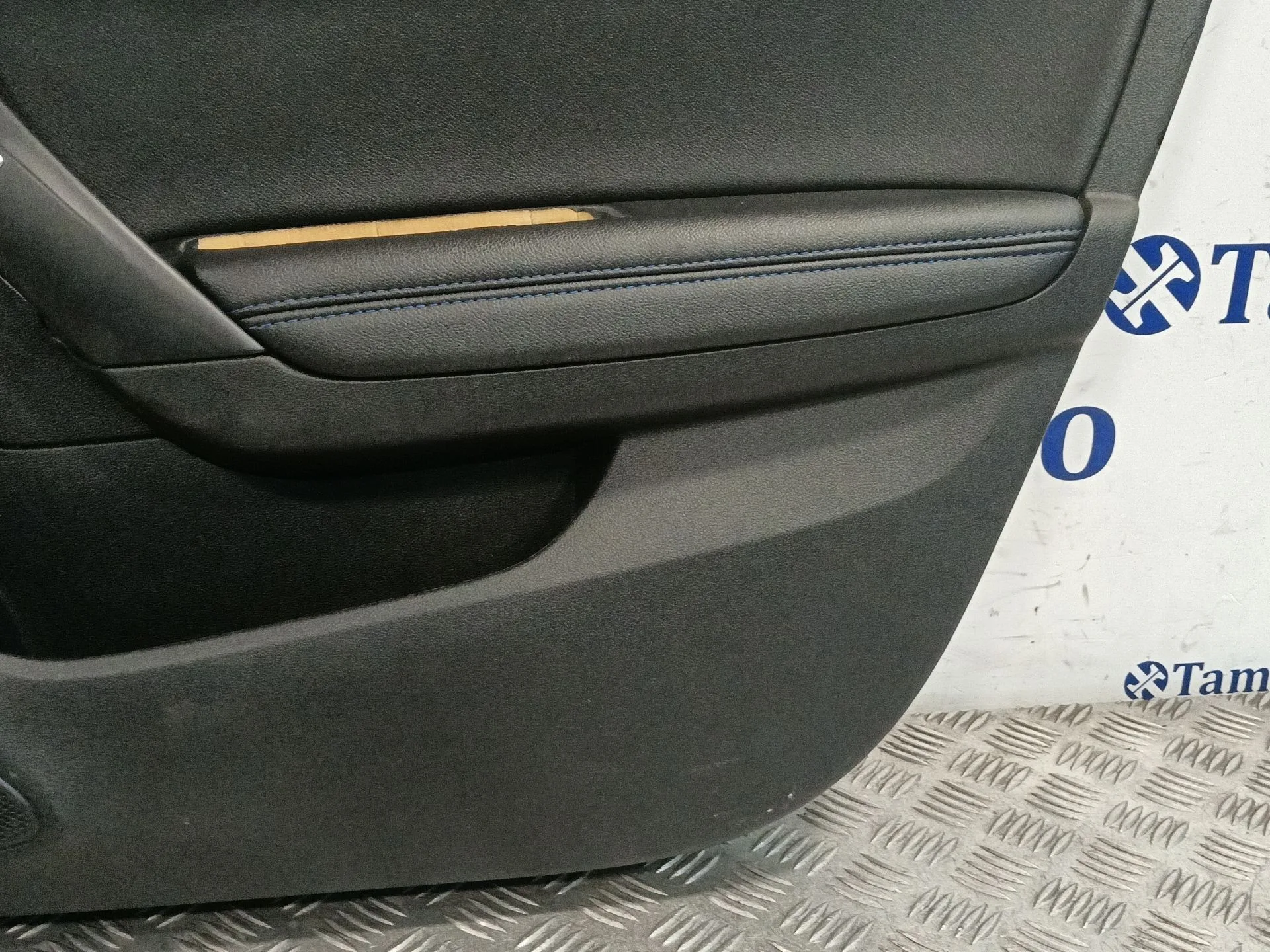 Guarnecido Puerta Delantera Derecha para Renault Megane Iv Hatchback (B9A/M/N_)
