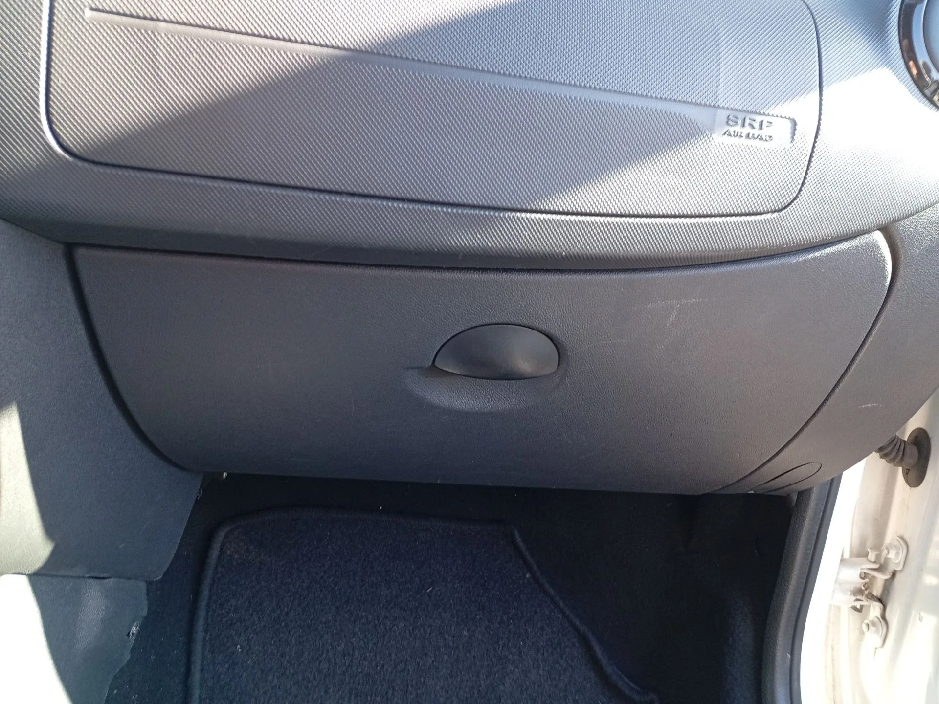 Guantera para Dacia Duster (Hs_)