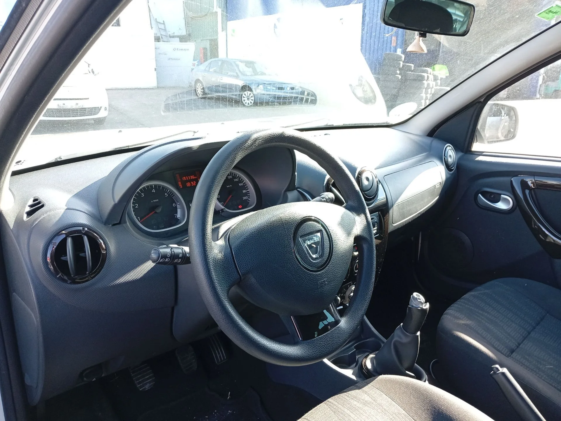 Salpicadero para Dacia Duster (Hs_)