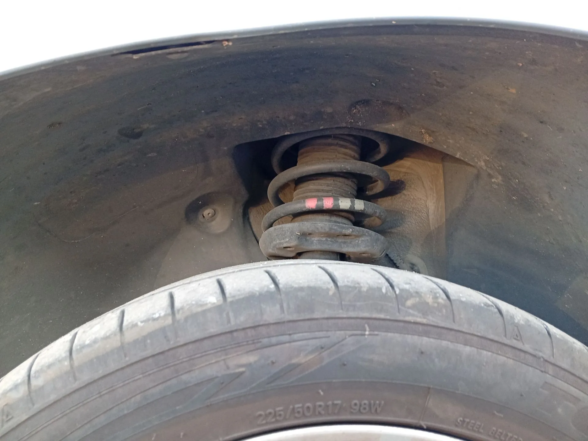 Amortiguador Delantero Izquierdo para Skoda Yeti (5L)