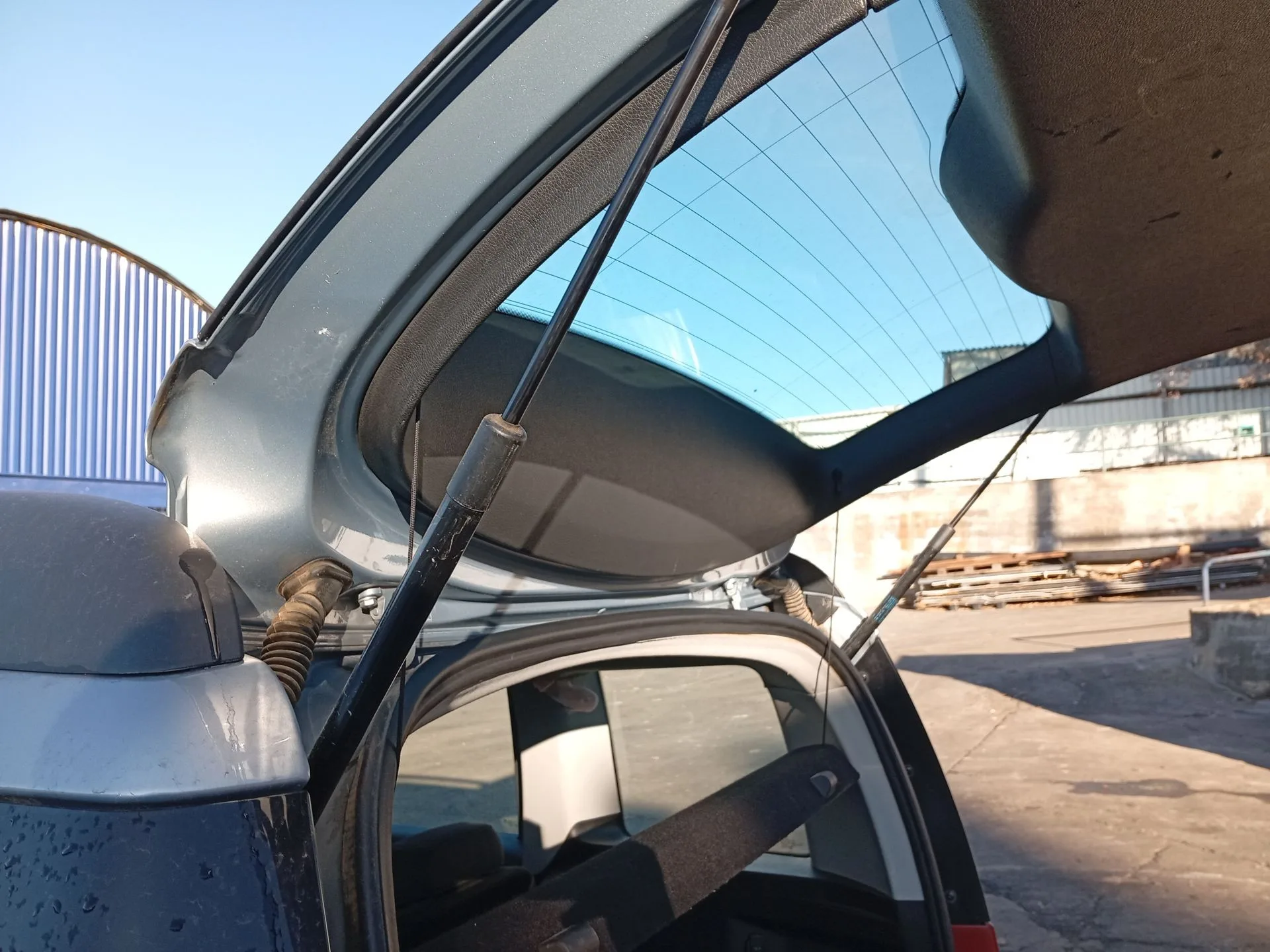 Amortiguadores Maletero / Porton para Skoda Yeti (5L)