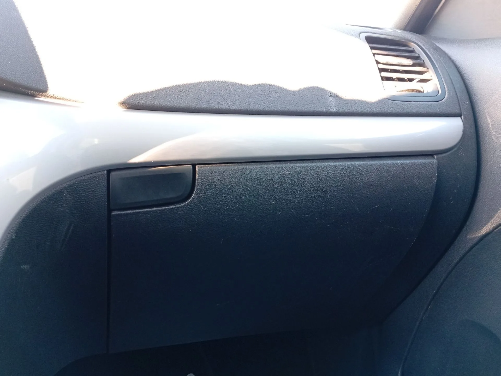 Guantera para Skoda Yeti (5L)