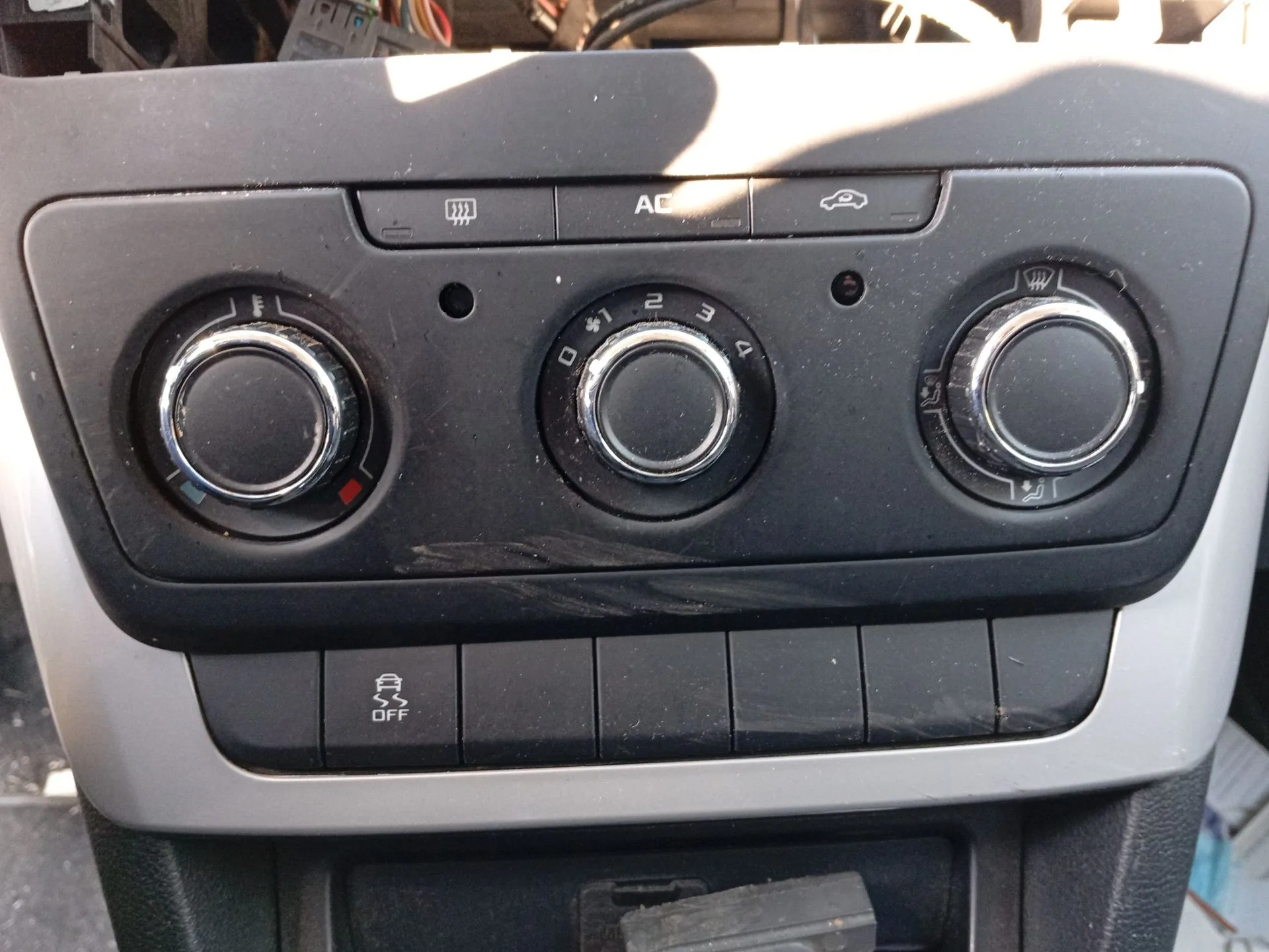 Mando Climatizador para Skoda Yeti (5L)