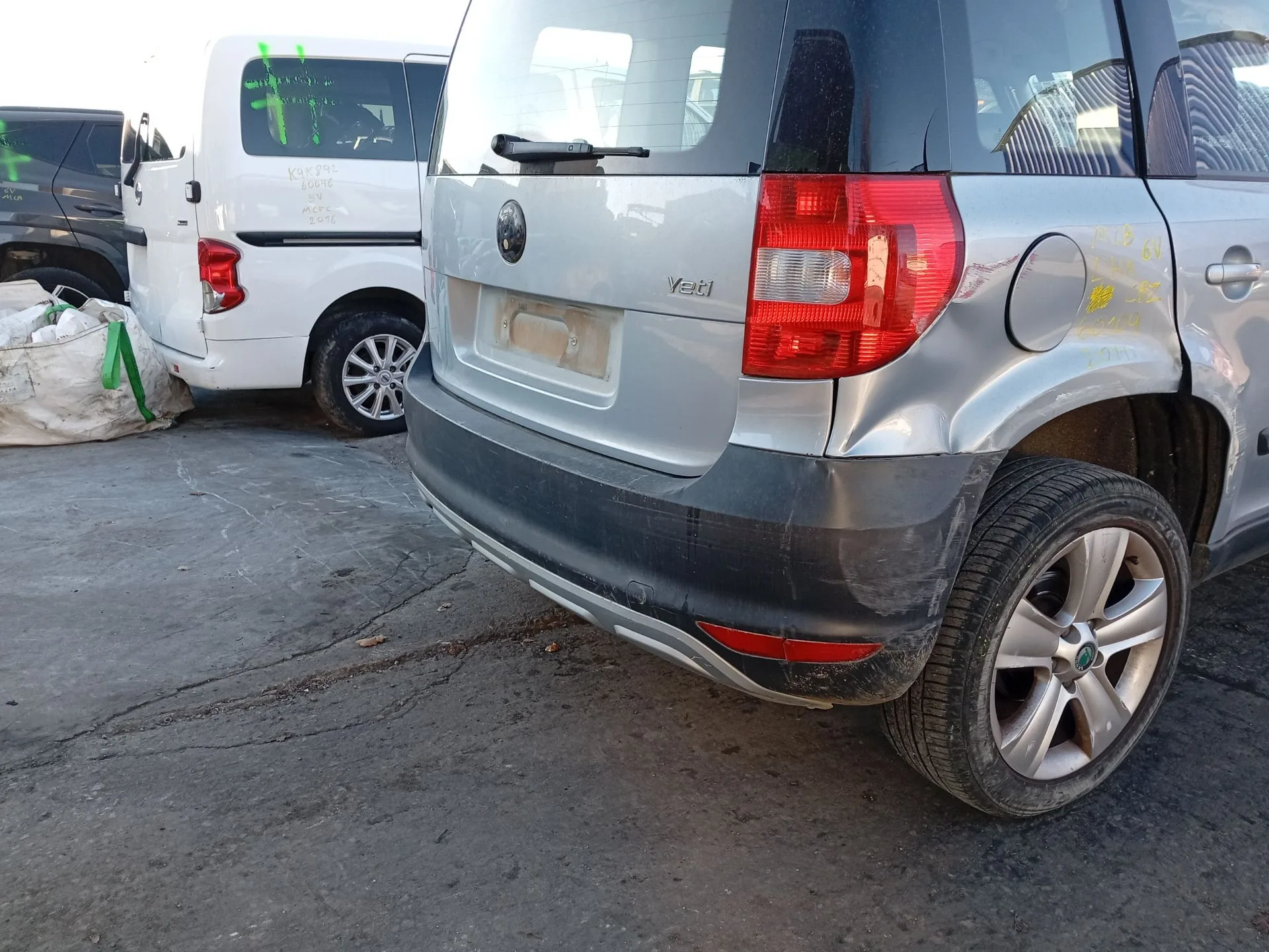 Paragolpes Trasero para Skoda Yeti (5L)
