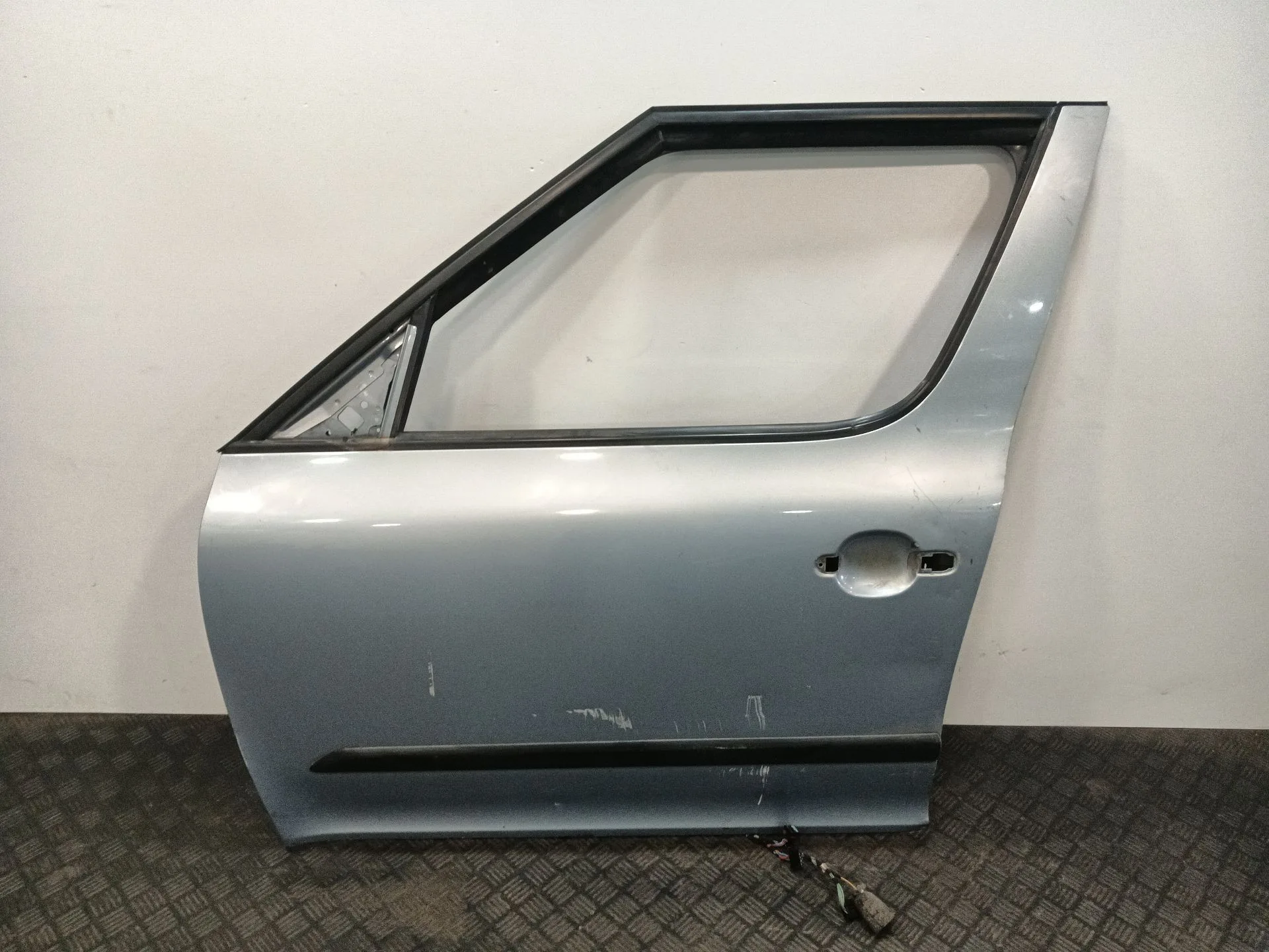 Puerta Delantera Izquierda para Skoda Yeti (5L)