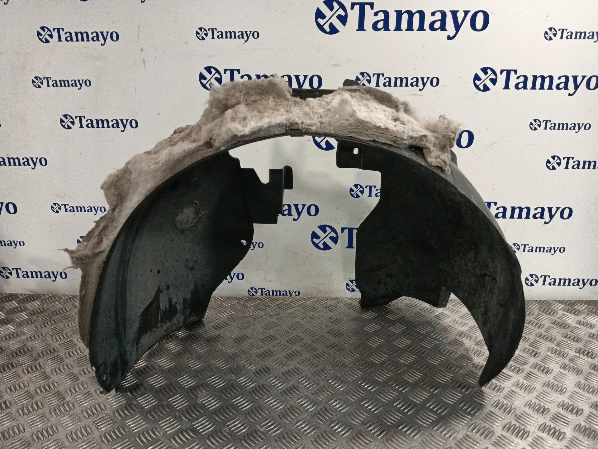 Plastico Paso Rueda Delantero Derecho para Peugeot 3008