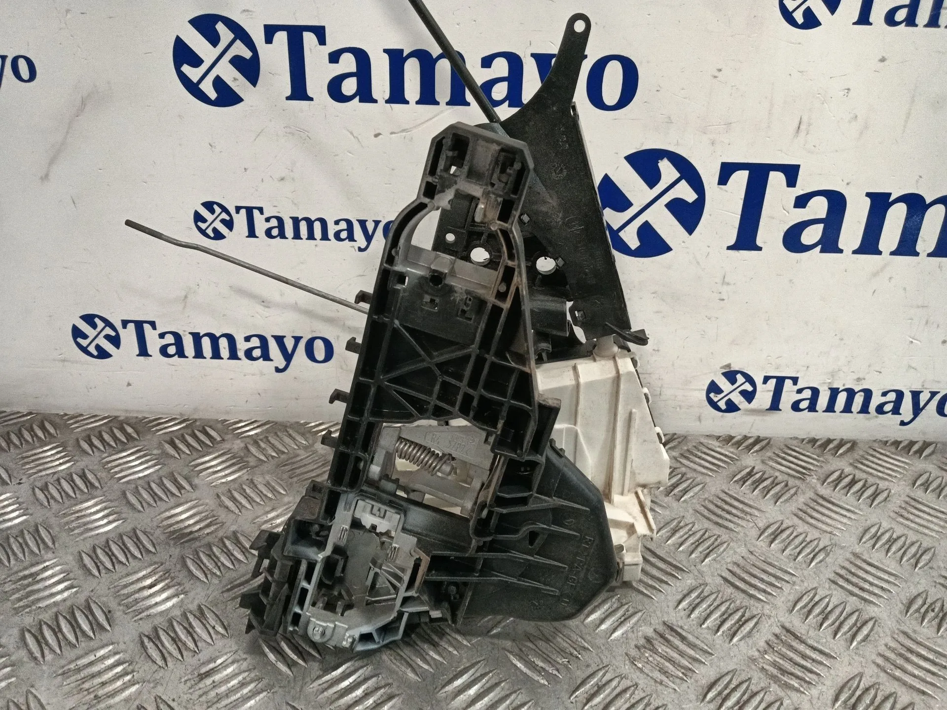 Cerradura Puerta Delantera Derecha para Mercedes-Benz Clase B (W245)