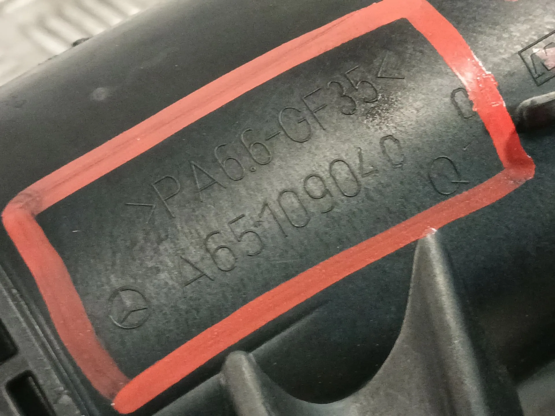 Tubo para Mercedes-Benz Sprinter 5-T Caja/Chasis (B906)