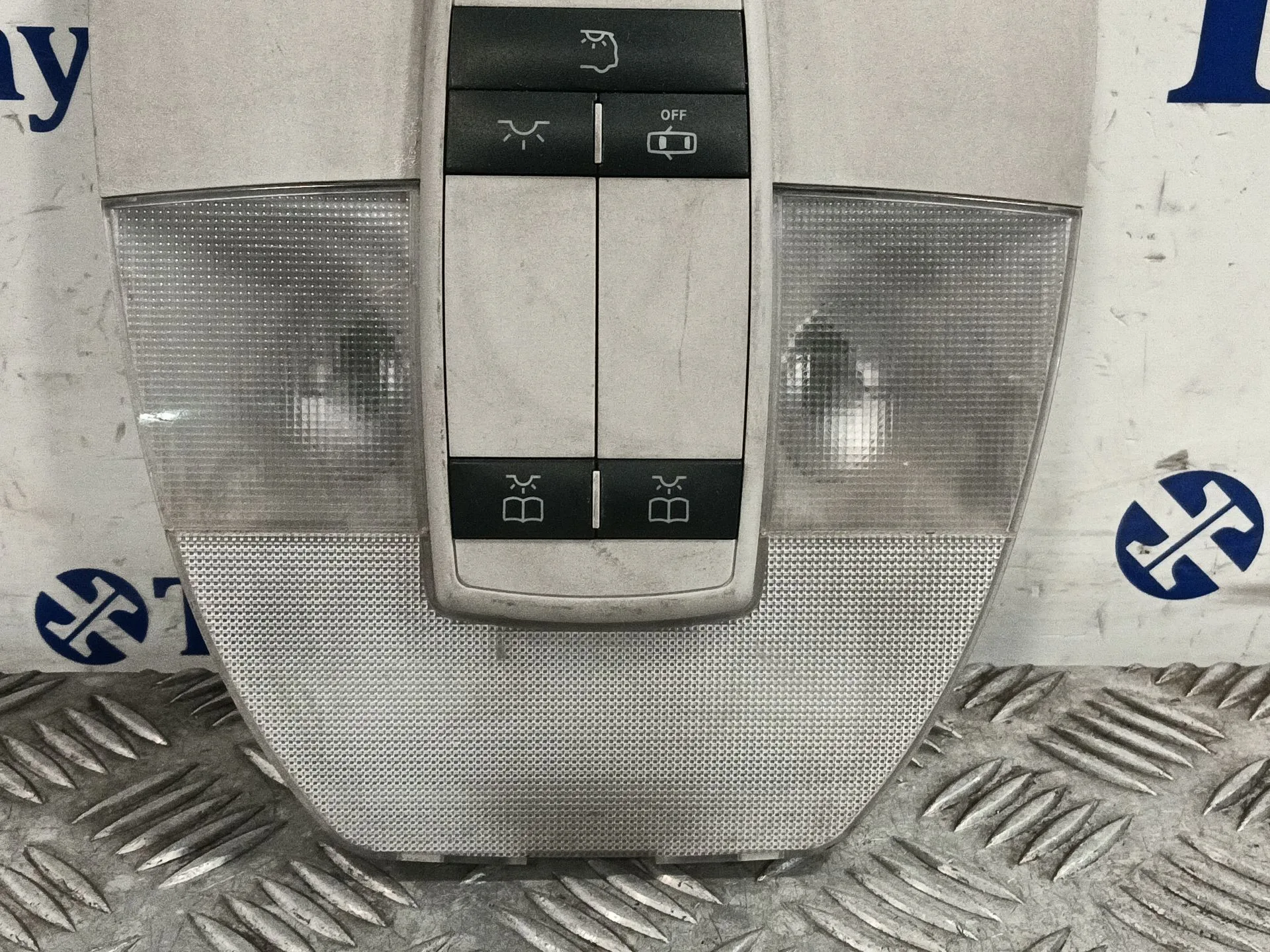 Luz Interior para Mercedes-Benz Clase B (W245)