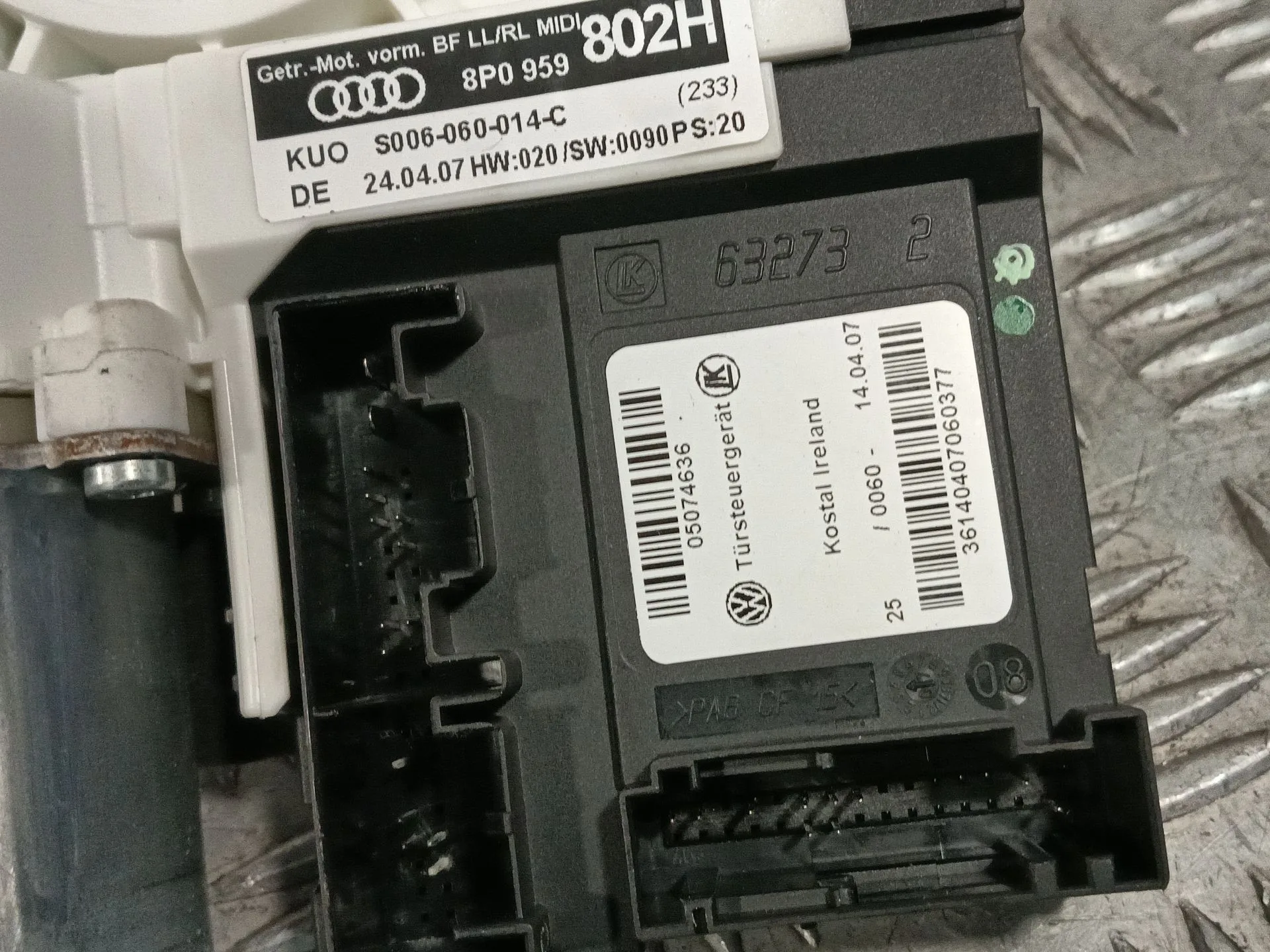 Elevalunas Delantero Derecho para Audi A3 (8P1)