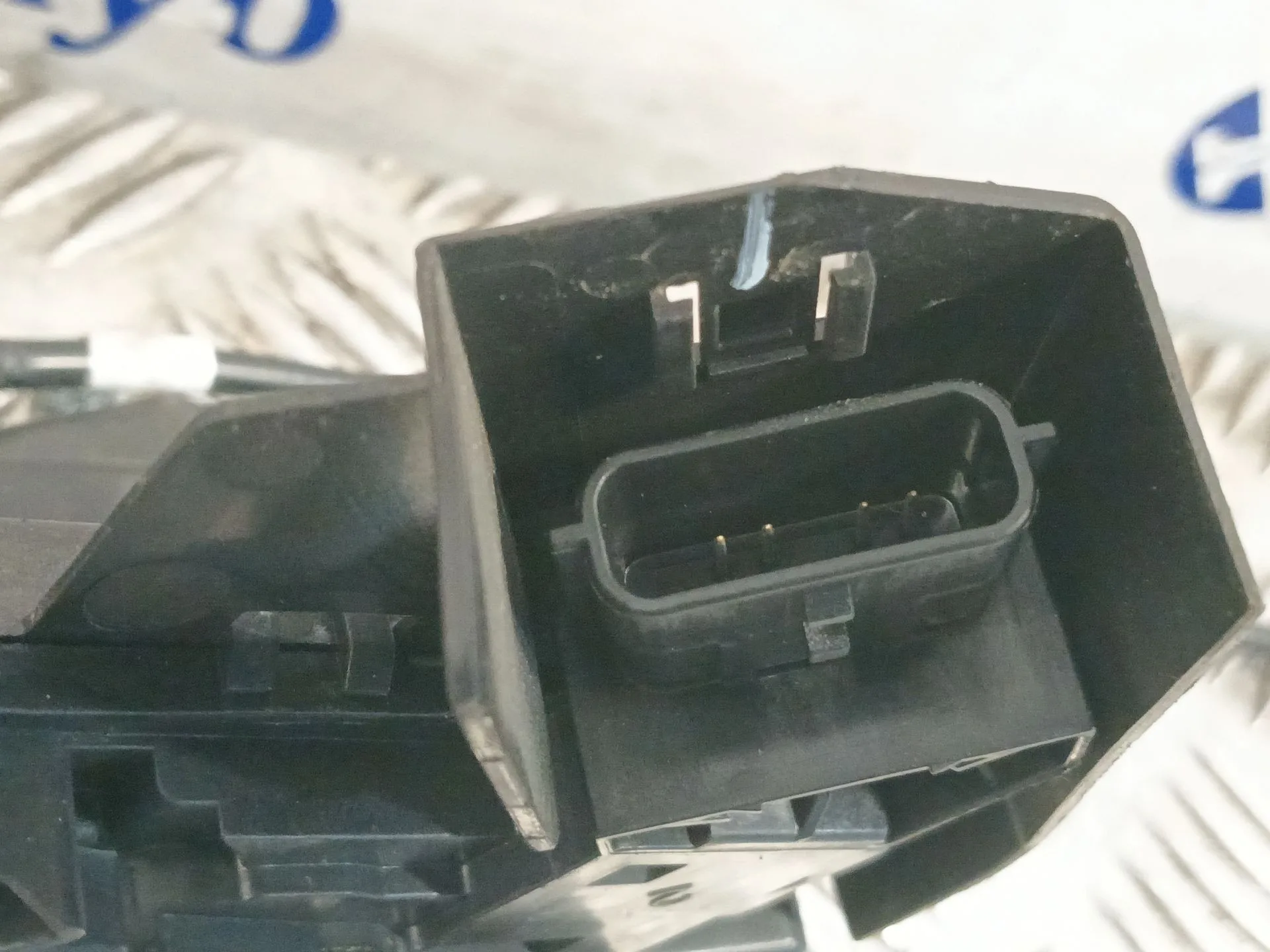 Cerradura Puerta Delantera Derecha para Renault Megane Iv Hatchback (B9A/M/N_)