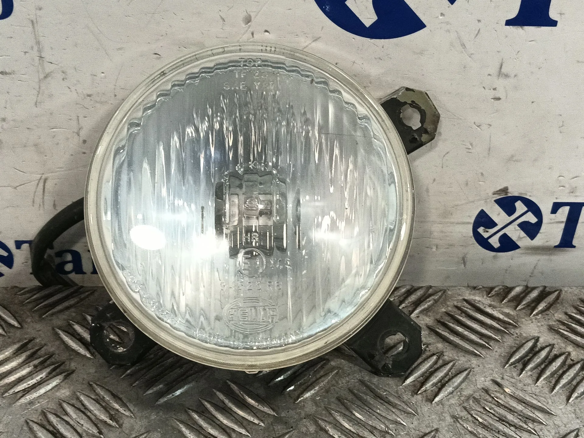 Faro Derecho para Volkswagen Golf Ii (191/193)