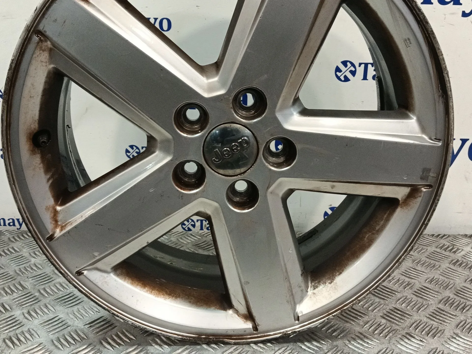 Llanta para Jeep Compass (Mk49)