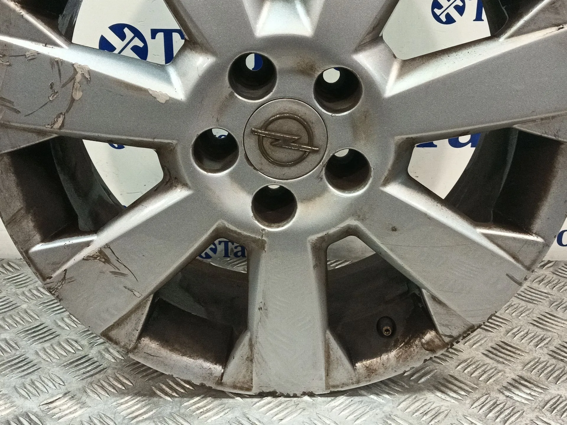 Llanta para Opel Signum Hatchback (Z03)