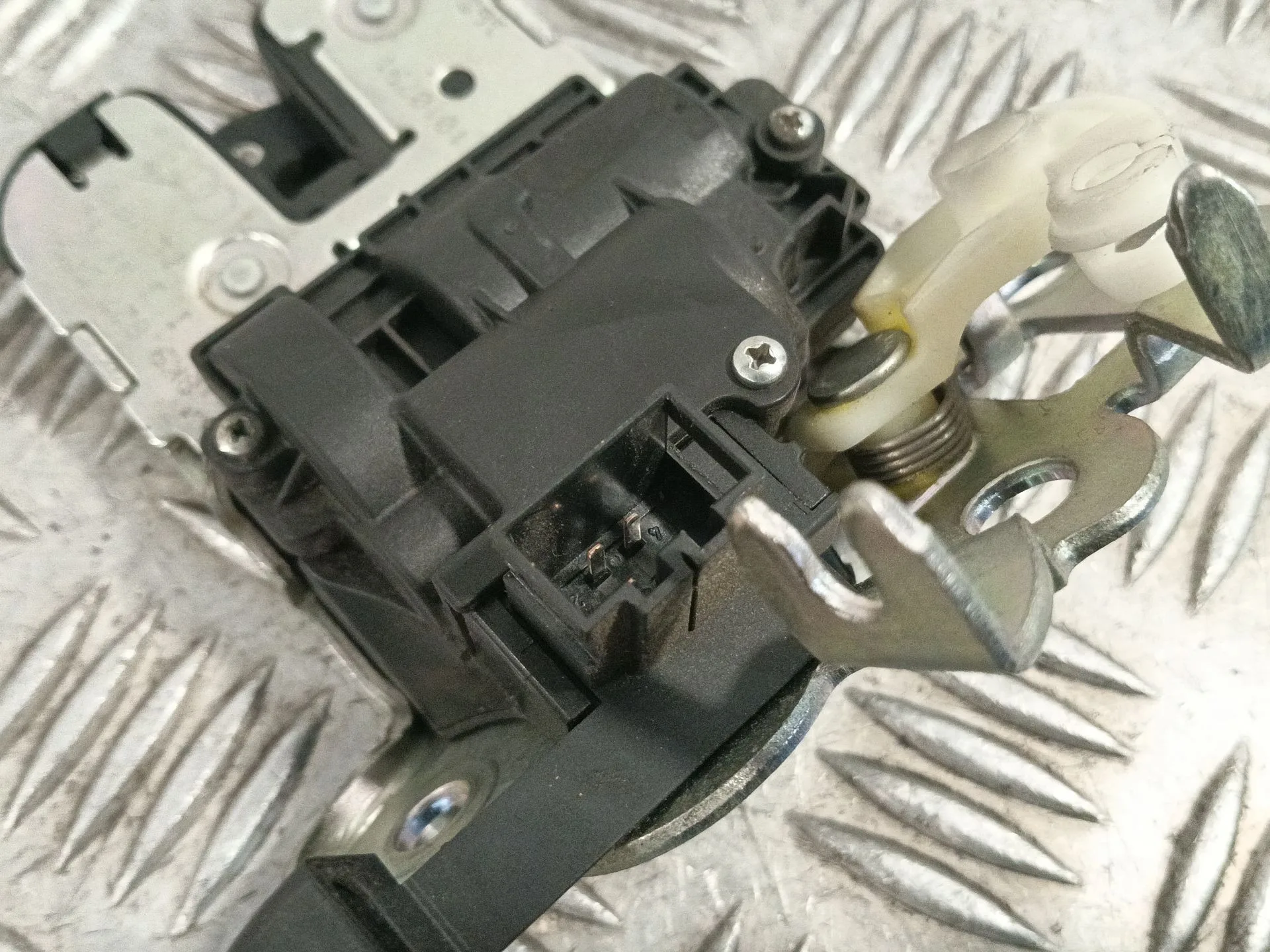 Cerradura Maletero / Porton para Audi A3 Sportback (8P)