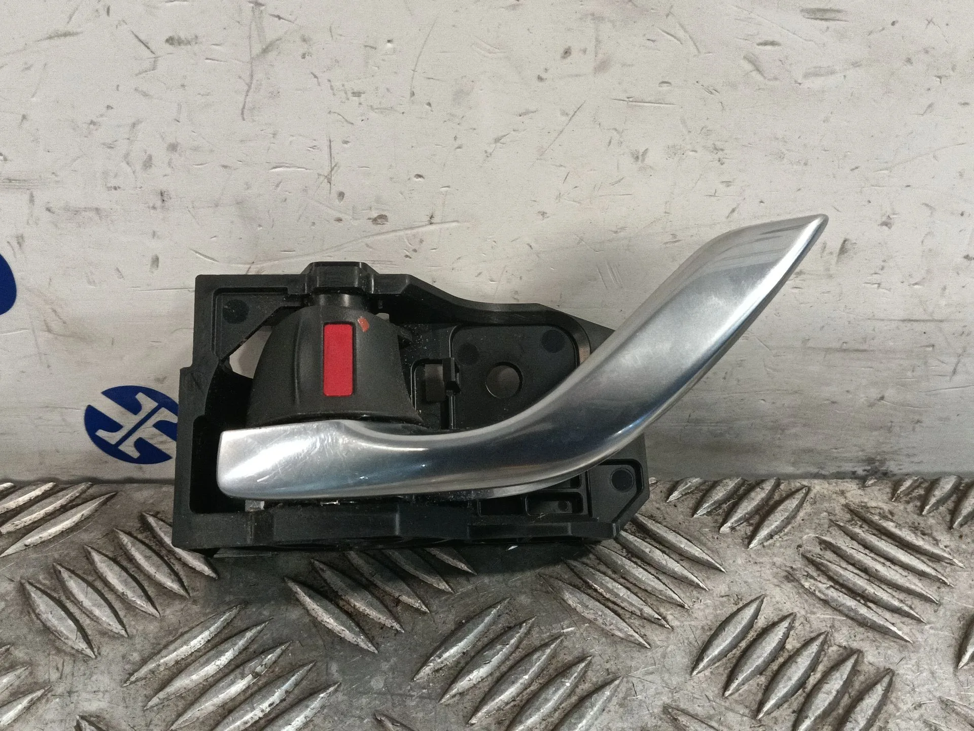 Maneta Interior Delantera Izquierda para Mazda Cx-3 (Dk)