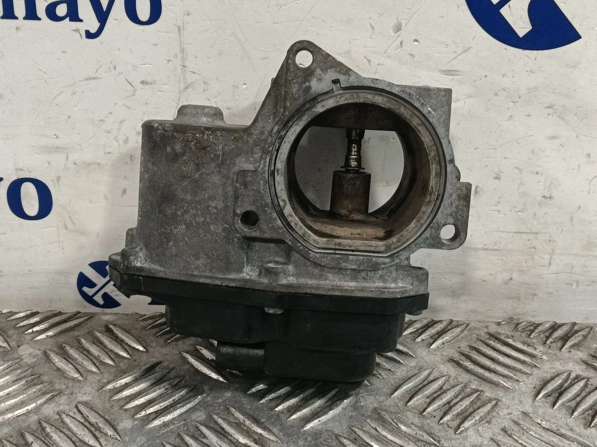 Caja Mariposa para Seat Leon (1P1)