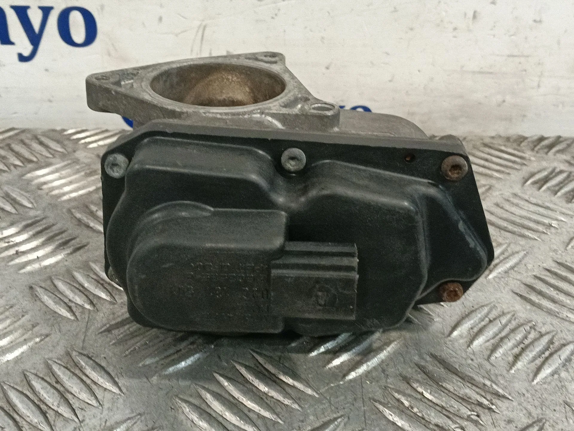Caja Mariposa para Seat Leon (1P1)