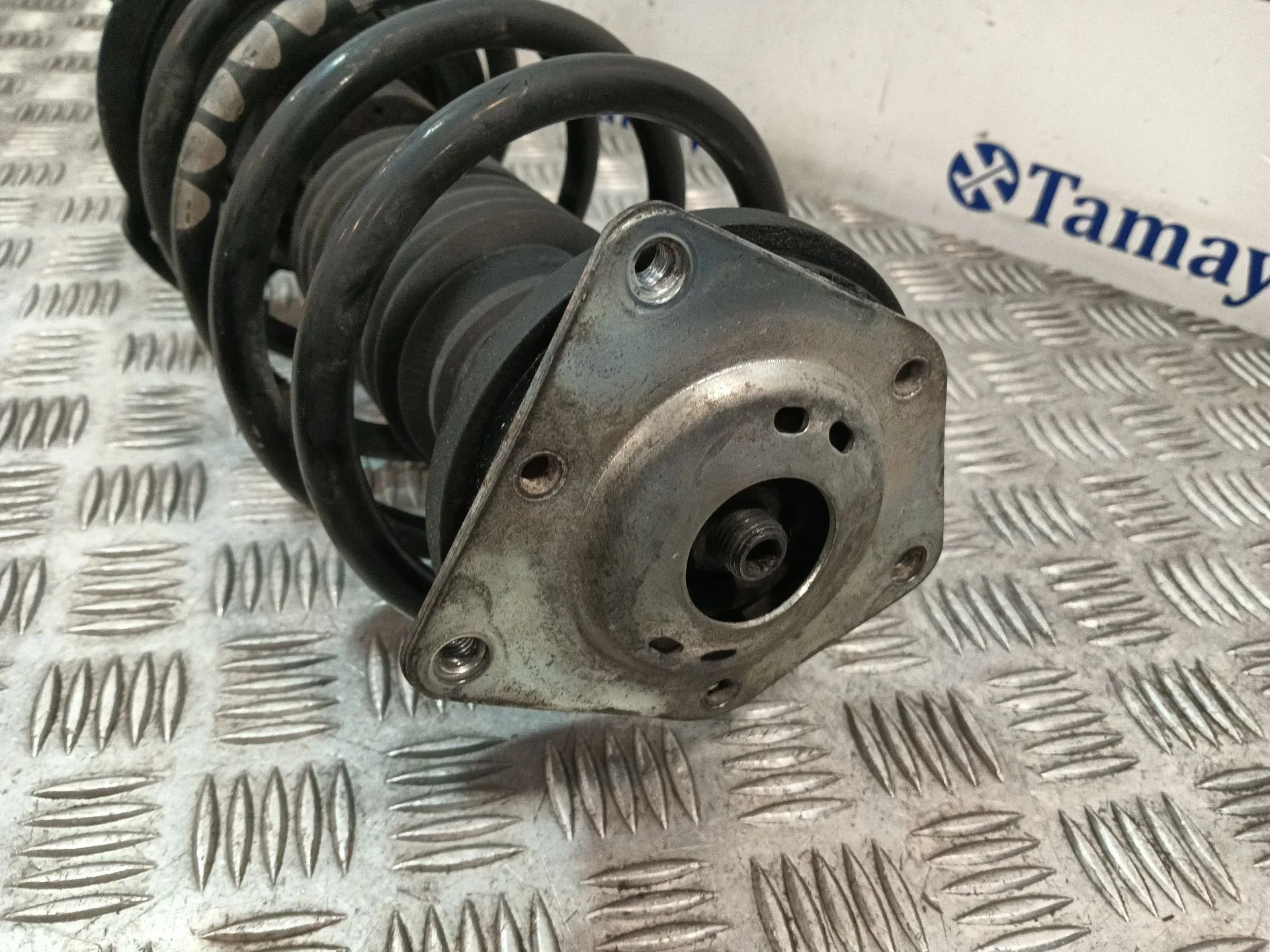 Amortiguador Delantero Izquierdo para Mercedes-Benz Clase B (W245)