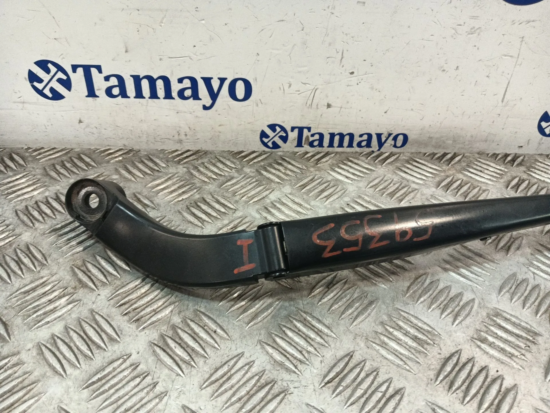Brazo Limpia Delantero Izquierdo para Mazda Cx-3 (Dk)