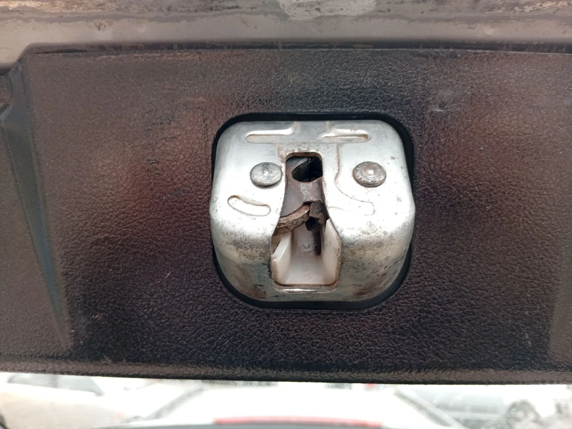 Cerradura Maletero / Porton para Subaru Legacy V (Bm)