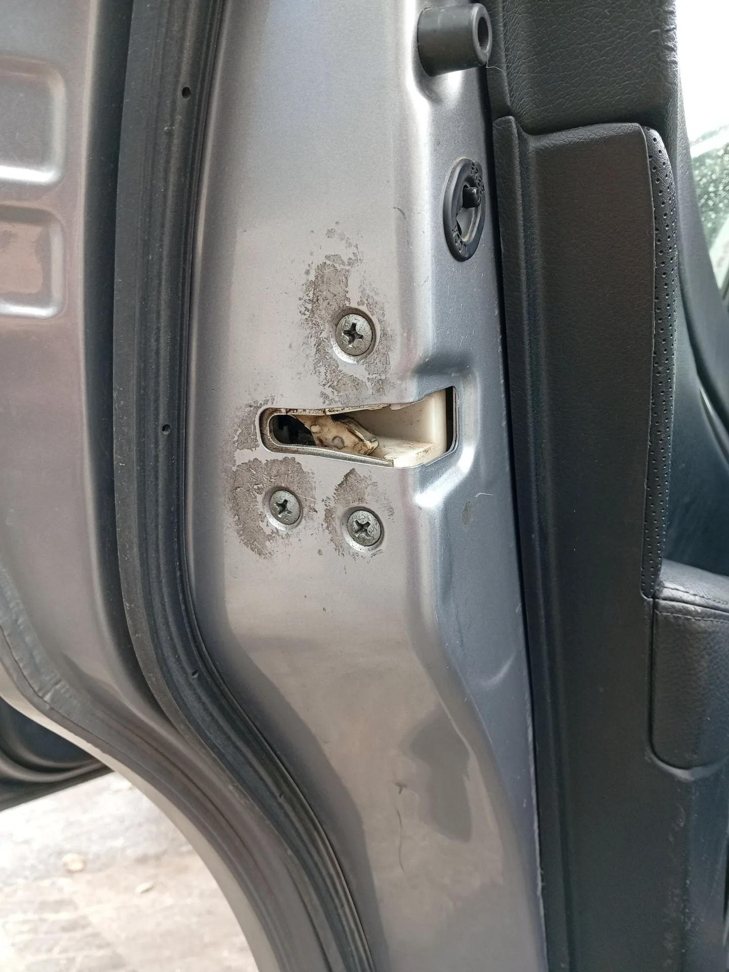 Cerradura Puerta Trasera Izquierda para Subaru Legacy V (Bm)