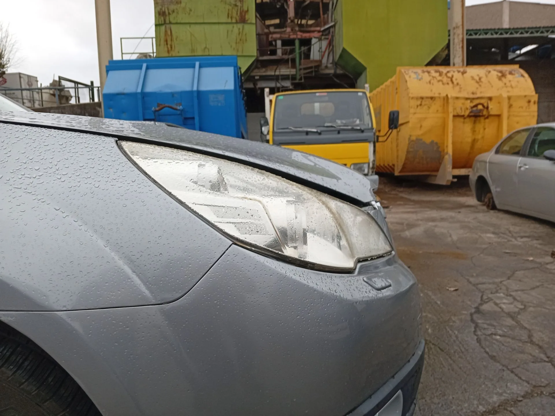 Faro Derecho para Subaru Legacy V (Bm)