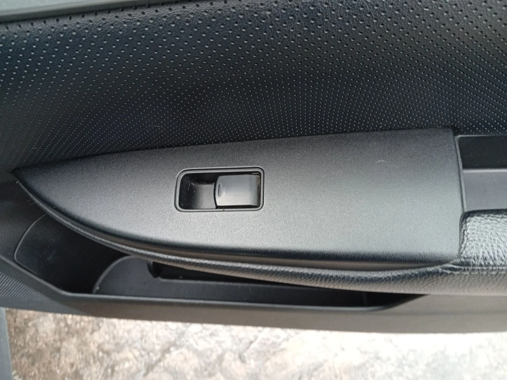 Mando Elevalunas Delantero Derecho para Subaru Legacy V (Bm)